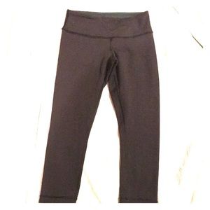 Lululemon wonder crop ins size 4